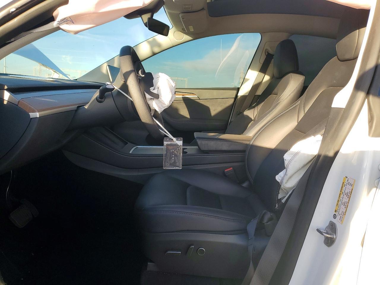 2024 Tesla Model Y - Фото 7