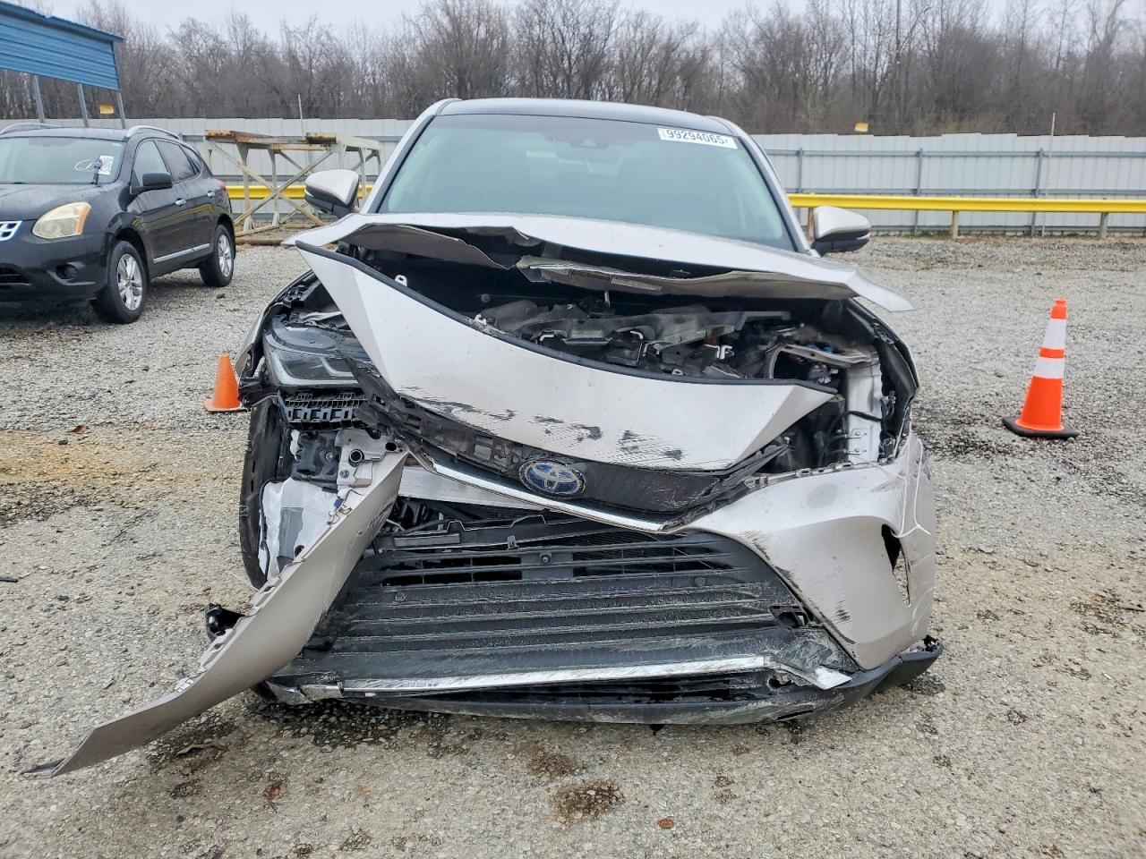 2024 Toyota Venza Limited - Фото 5