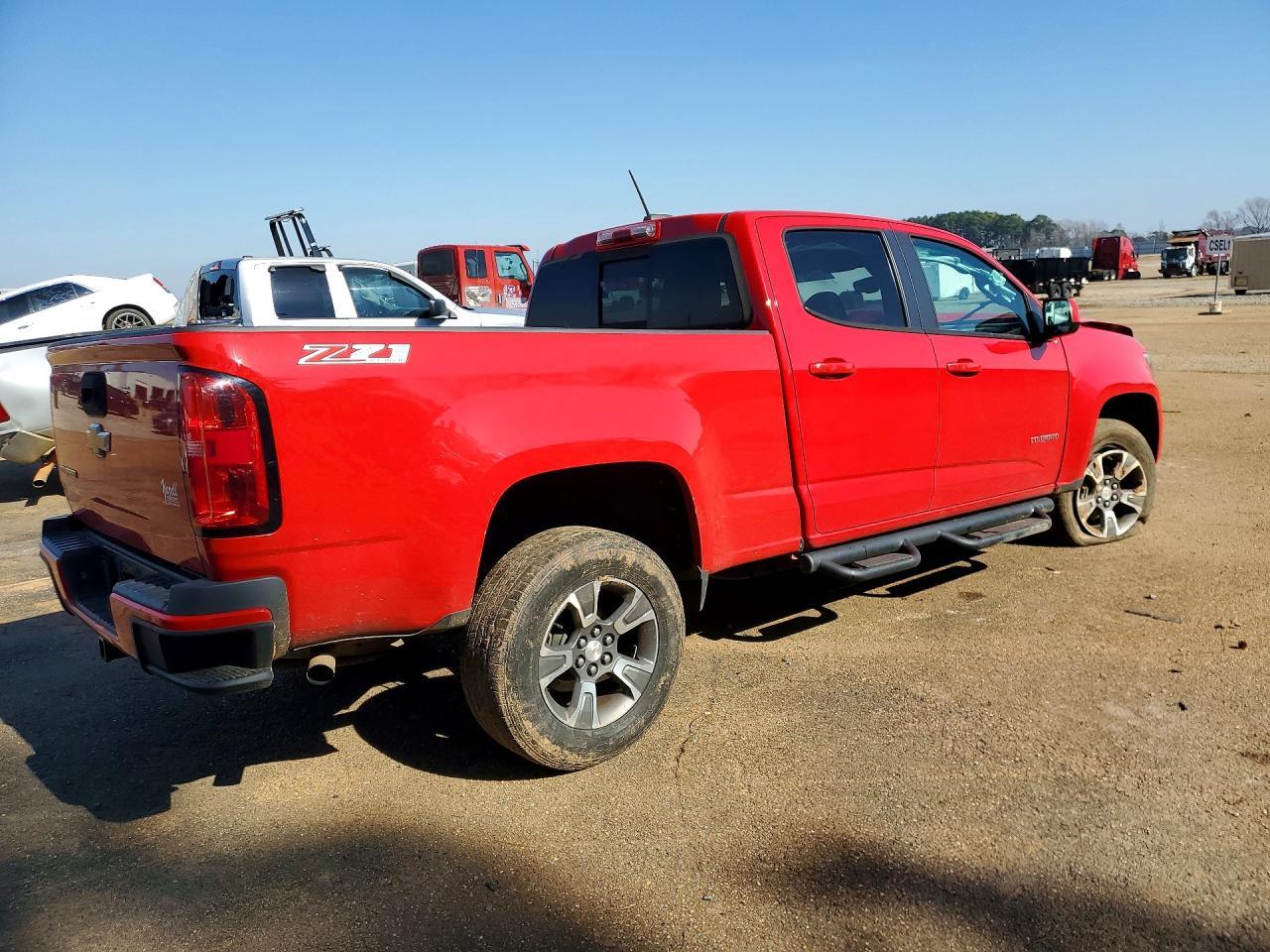2016 Chevrolet Colorado Z71 - Фото 3