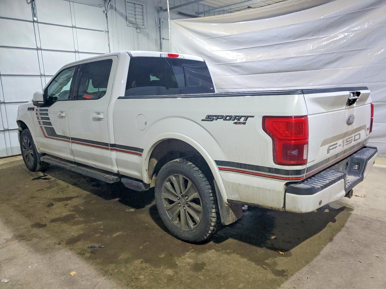 2018 Ford F150 Supercrew - Фото 2