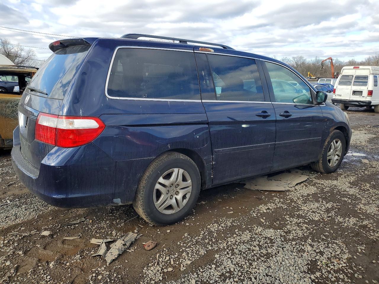 2007 Honda Odyssey - Image 3