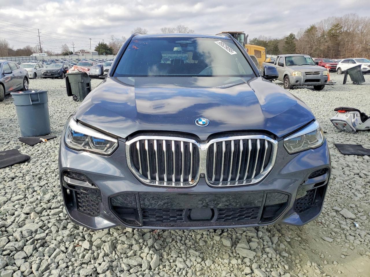 2022 BMW X5 xDrive45E - Image 5