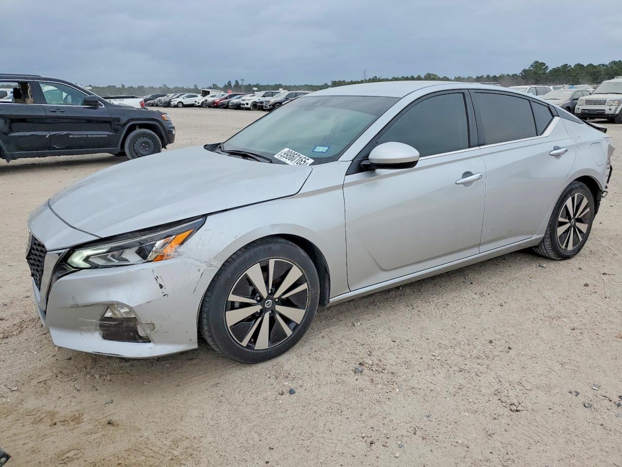 2022 Nissan Altima Sv