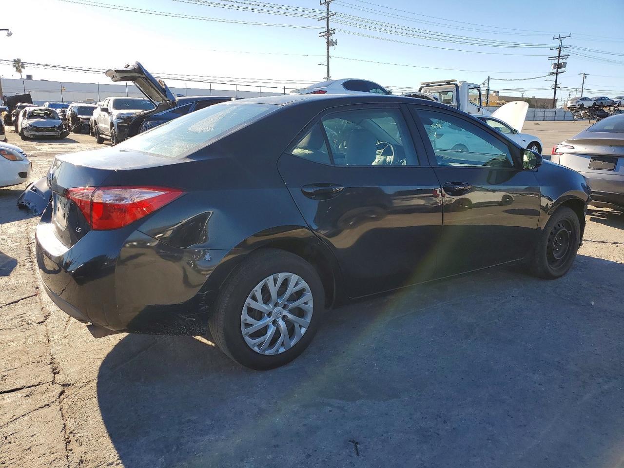 2018 Toyota Corolla L - Фото 3