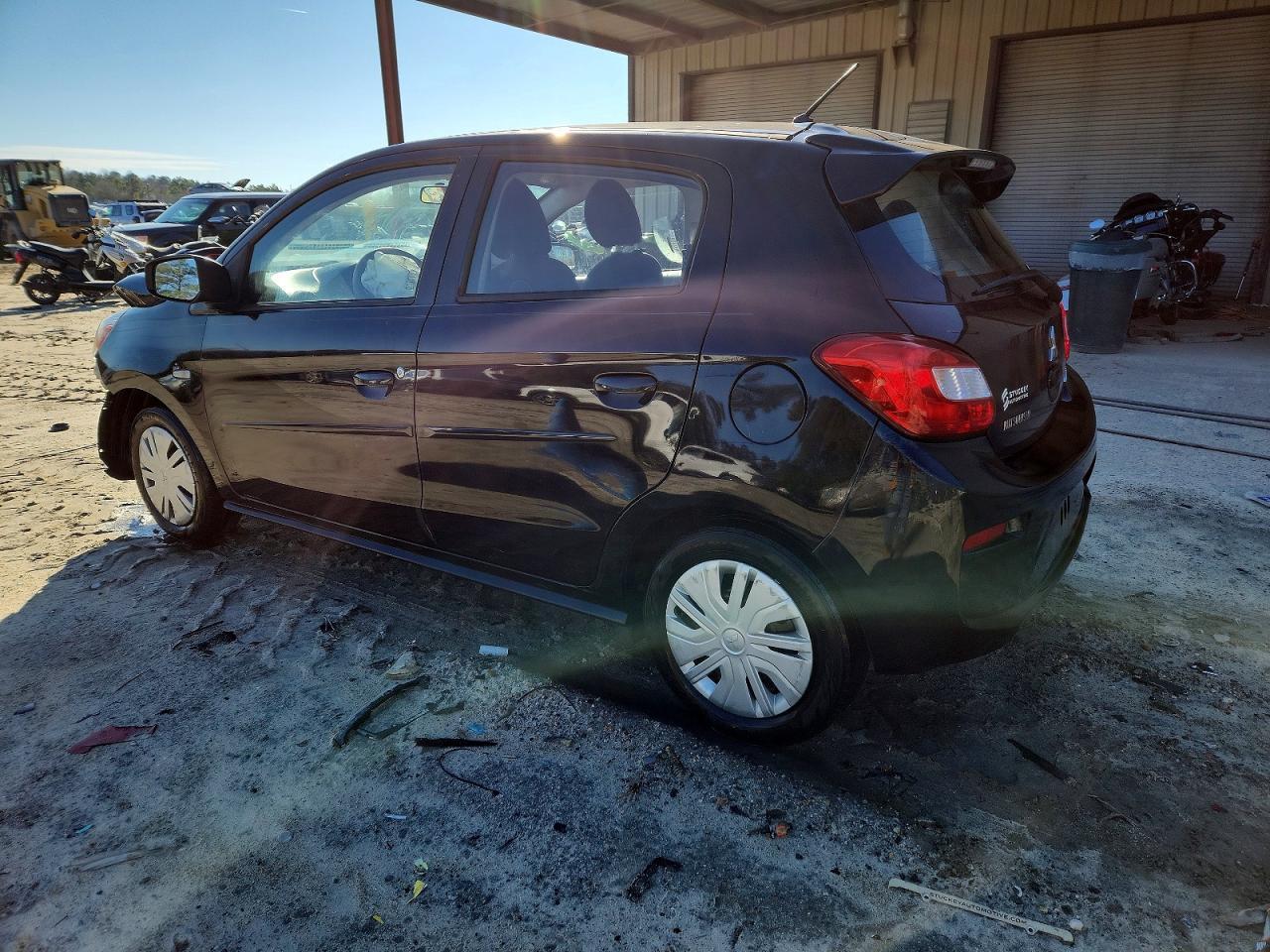 2017 Mitsubishi Mirage Es - Фото 2