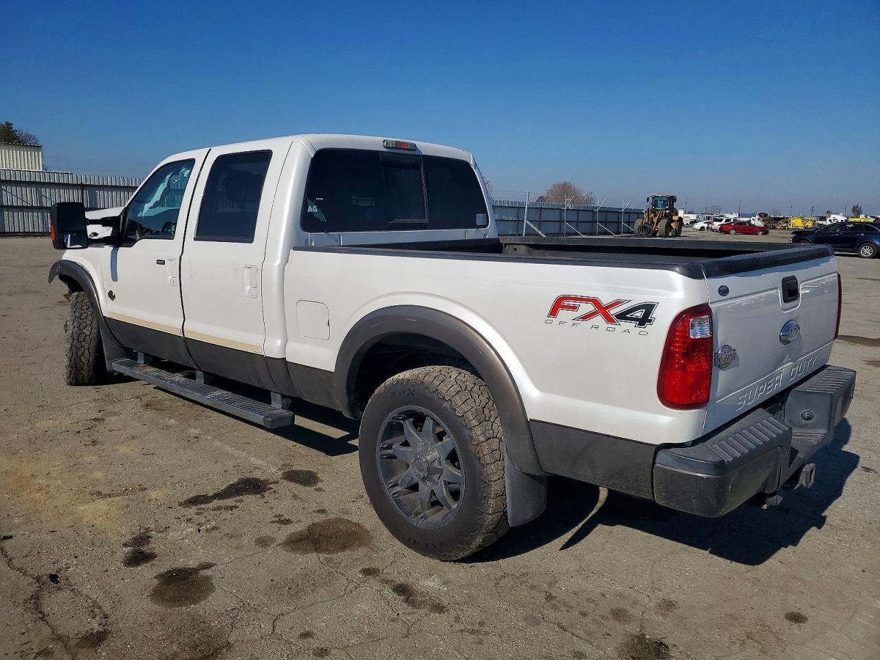 2016 Ford F250 Super Duty - Фото 2