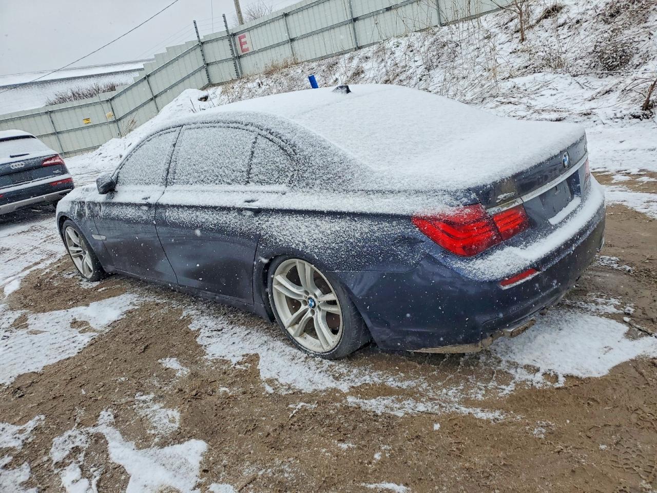 2013 BMW 750 Lxi - Image 2