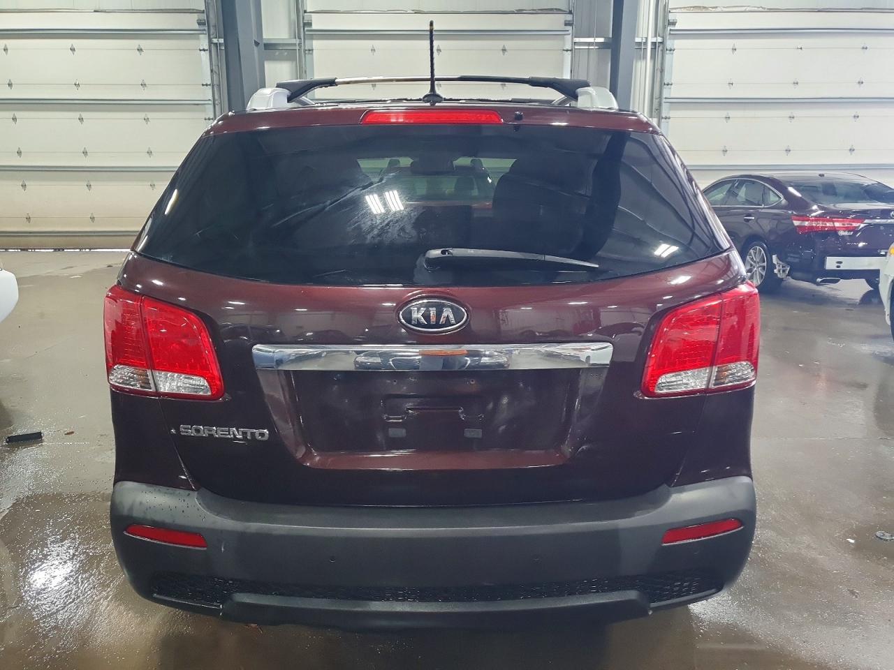 2012 Kia Sorento Base - Фото 6
