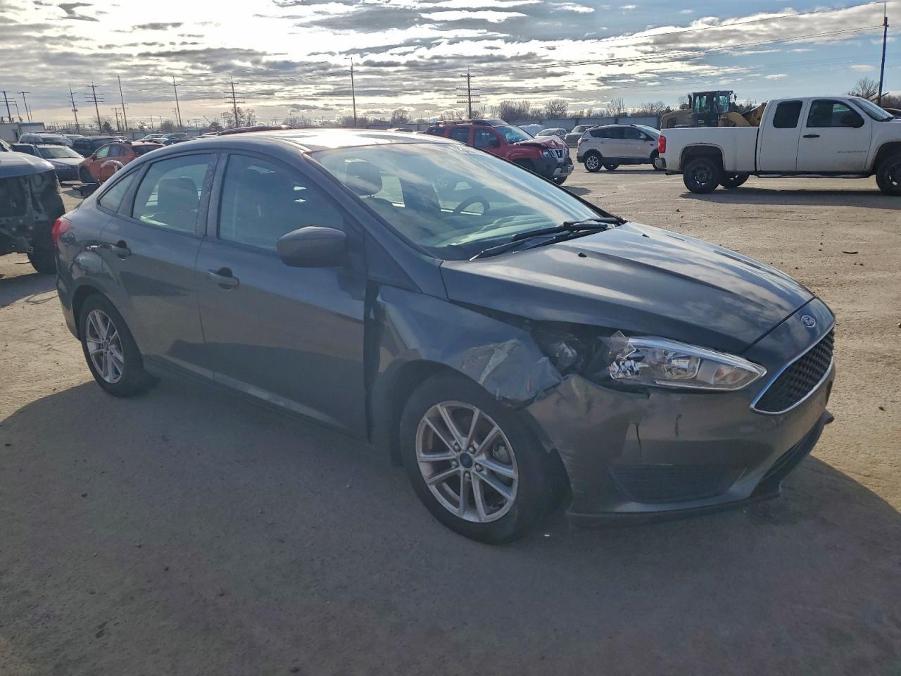 2018 Ford Focus Se - Фото 4
