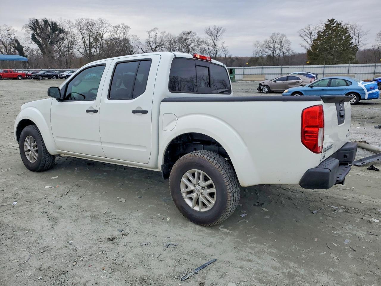 2016 Nissan Frontier S - Фото 2