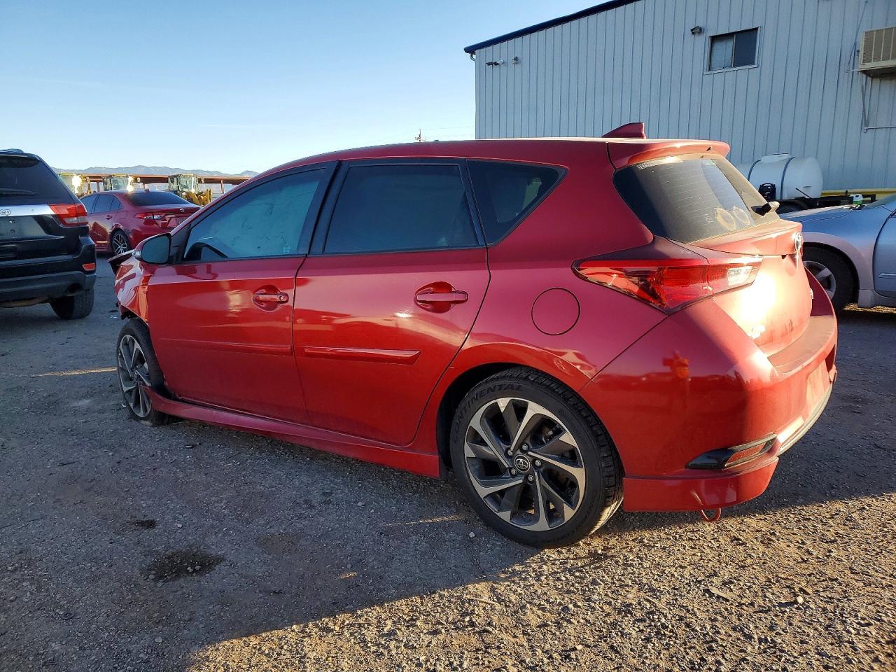 2017 Toyota Corolla Im Base - Фото 2