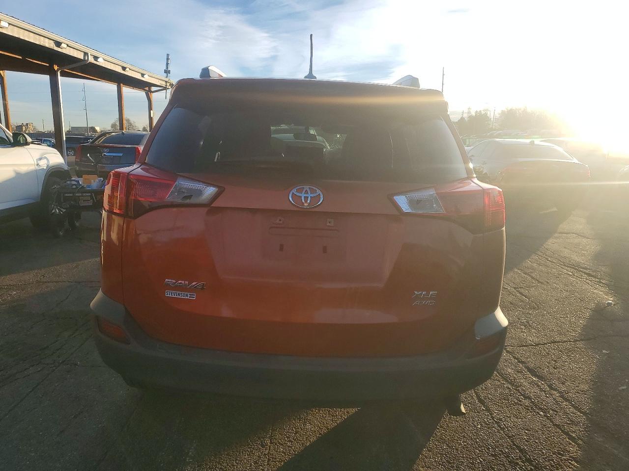 2015 Toyota Rav4 Xle - Image 6