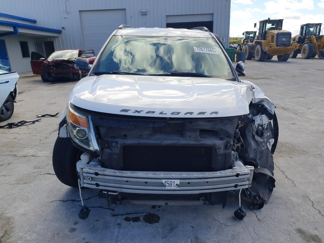 2015 Ford Explorer Xlt - Фото 5