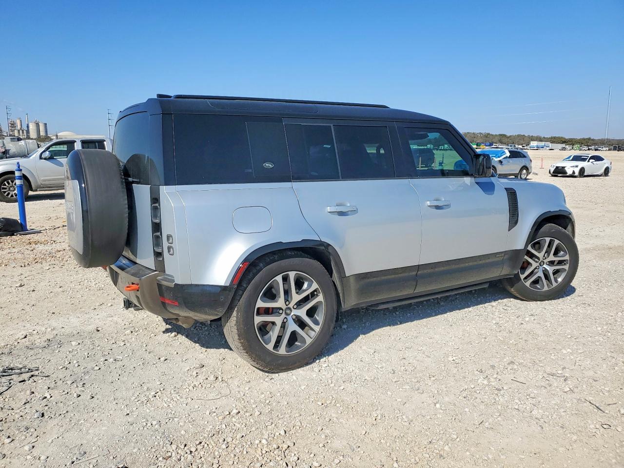 2024 Land Rover Defender 110 X - Фото 3