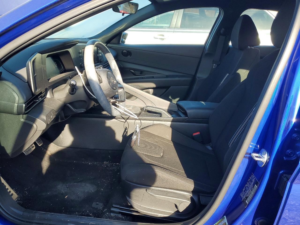 2025 Hyundai Elantra Sel Sport - Фото 7