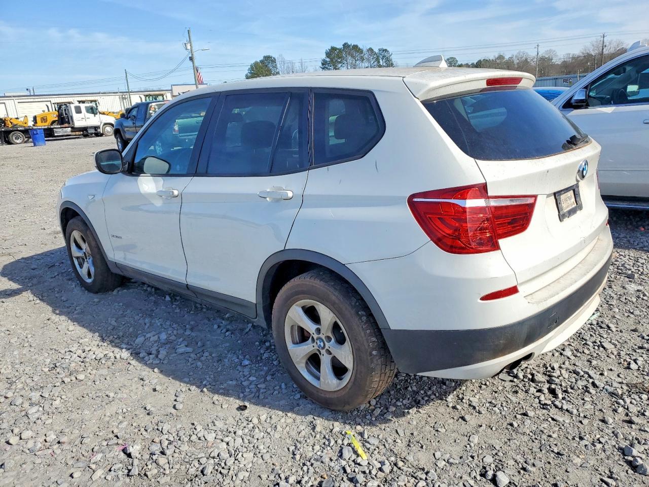 2011 BMW X3 xDrive28I - Image 2