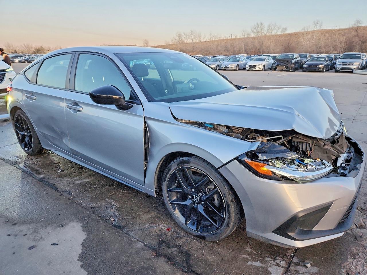 2023 Honda Civic Sport - Image 4