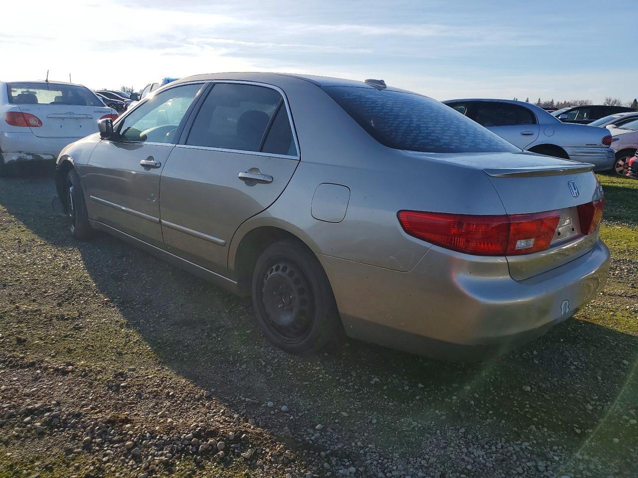 2005 Honda Accord Hybrid - Image 2