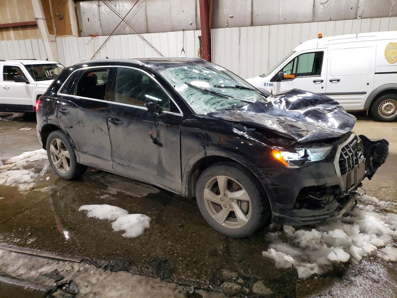 2020 Audi Q3 Premium - Фото 4