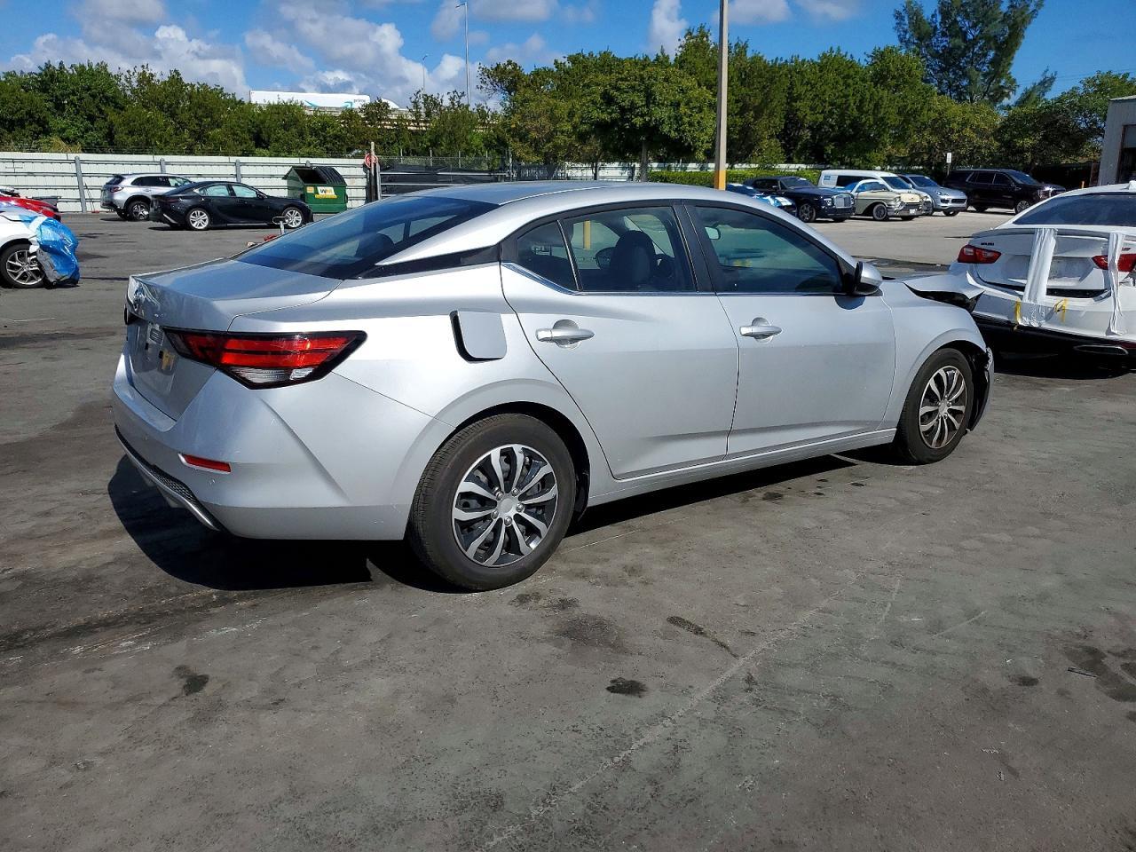 2023 Nissan Sentra S - Image 3