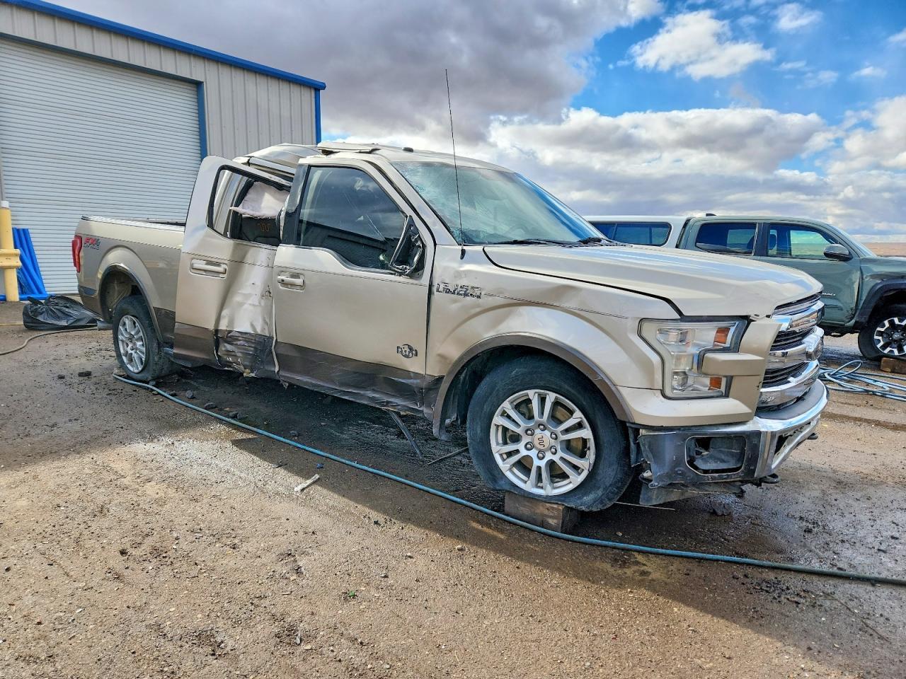 2017 Ford F150 Supercrew - Image 4