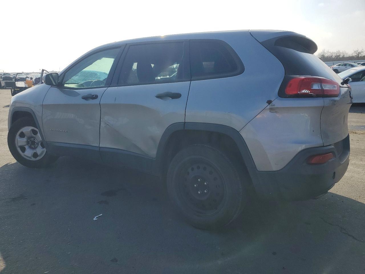 2017 Jeep Cherokee Sport - Image 2