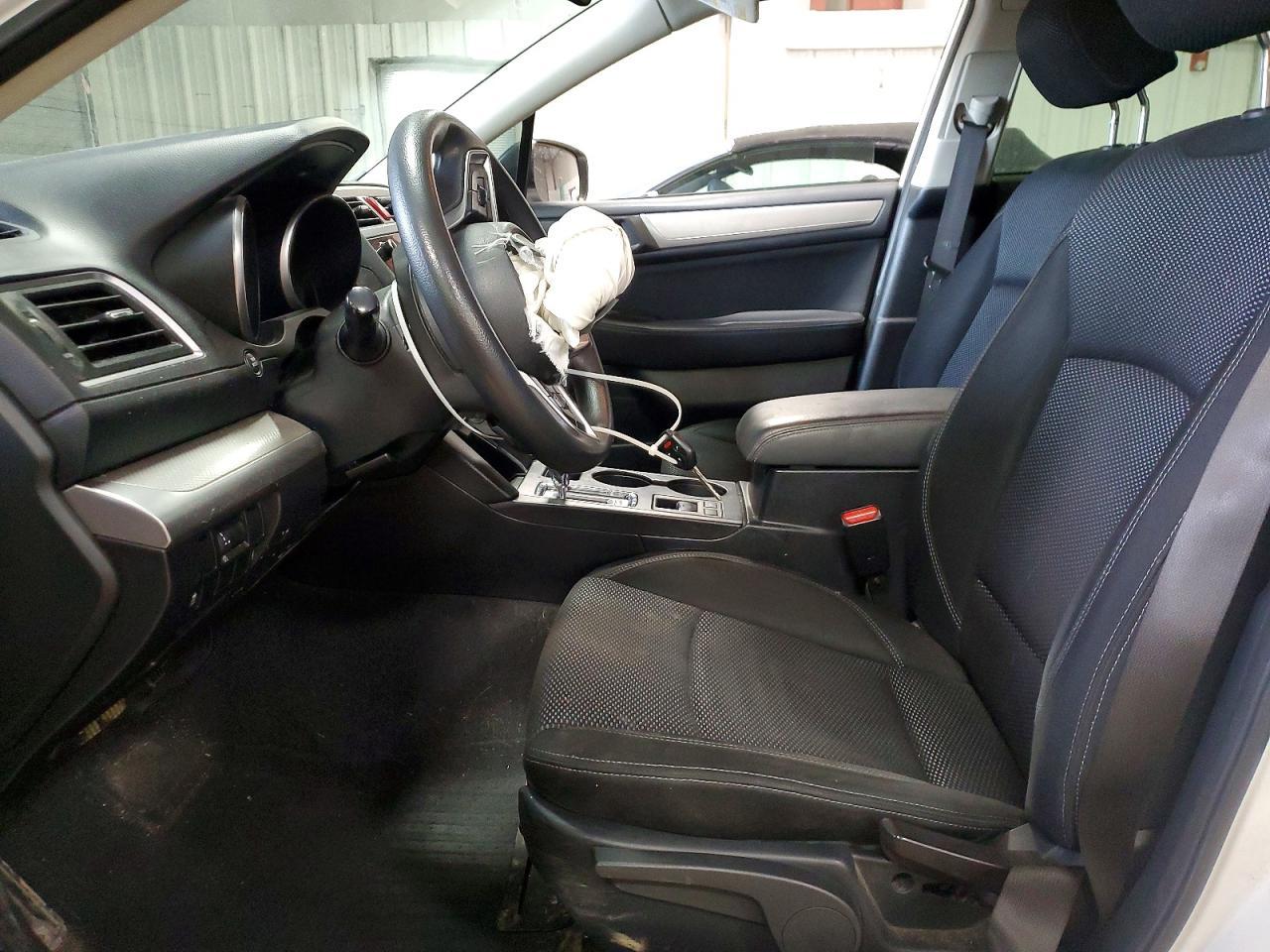 2018 Subaru Outback 2.5I - Image 7