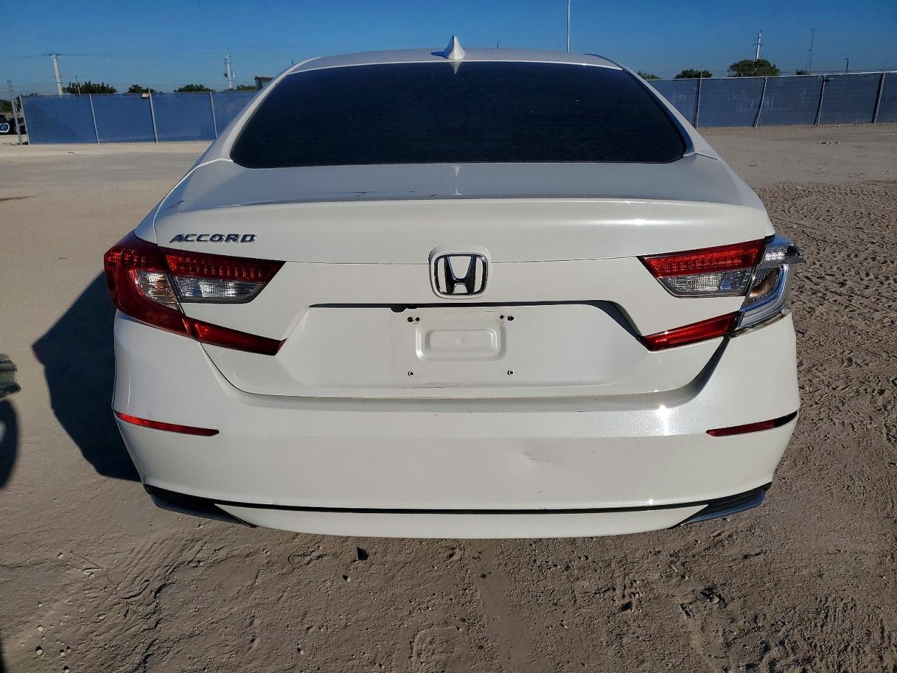 2018 Honda Accord Lx - Image 6