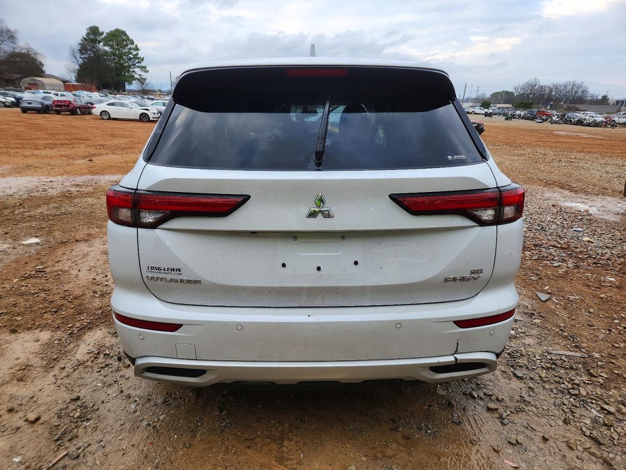 2025 Mitsubishi Outlander Se - Image 6