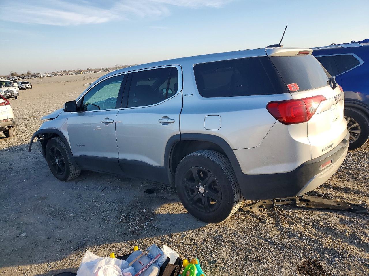 2017 GMC Acadia Sle - Фото 2