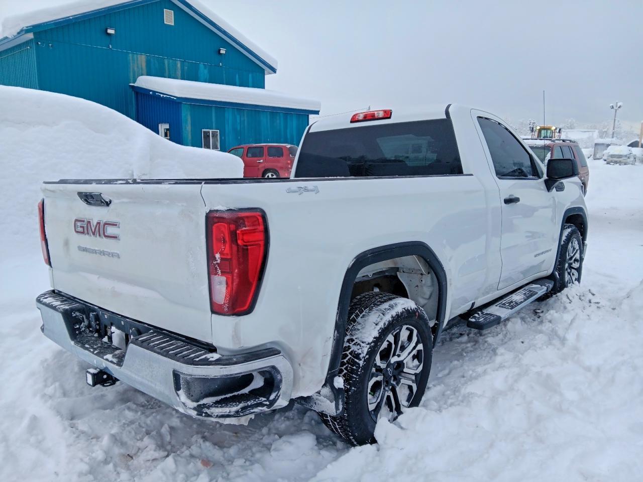 2024 GMC Sierra K1500 - Фото 3