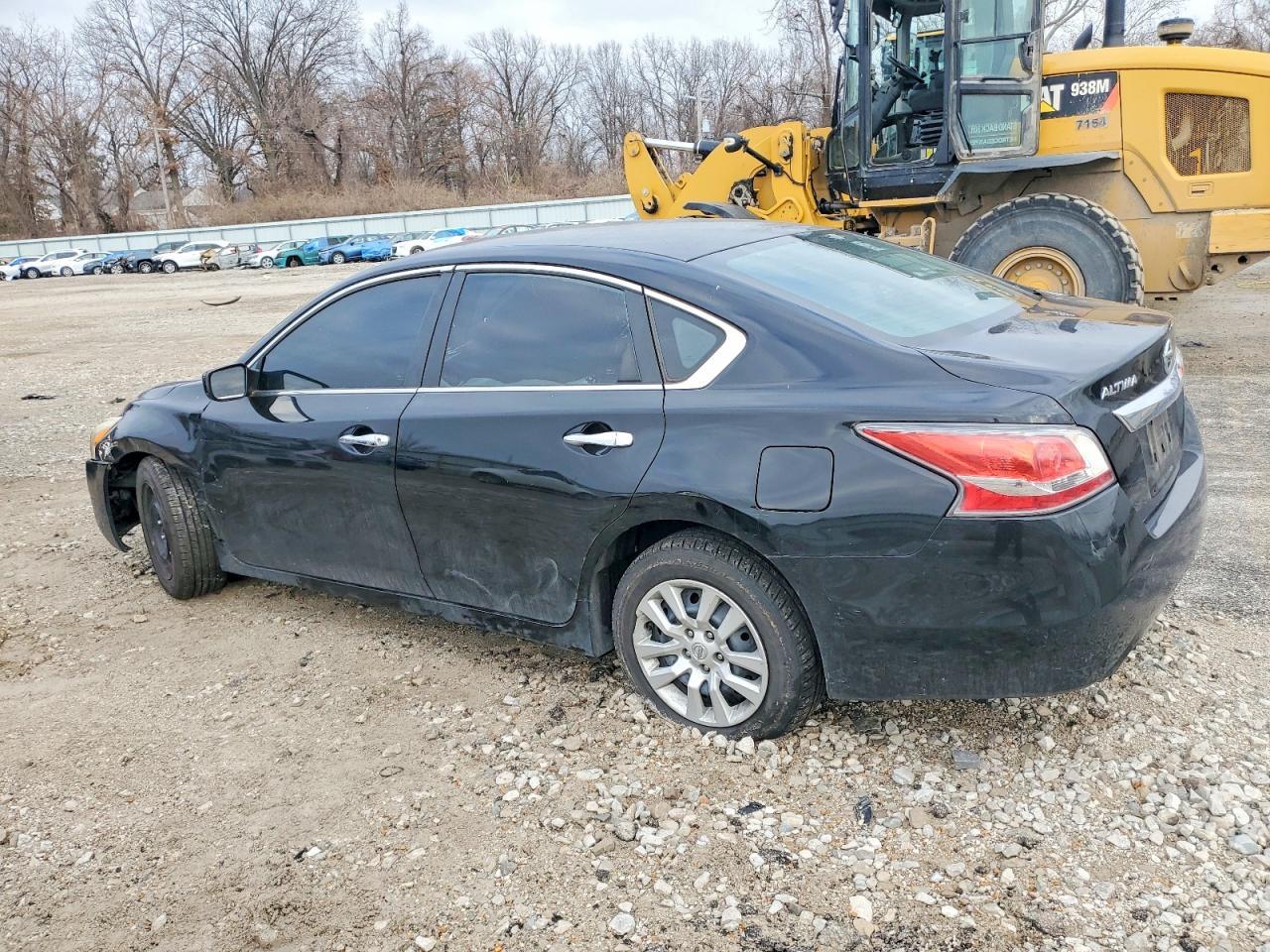2015 Nissan Altima 2.5 - Фото 2