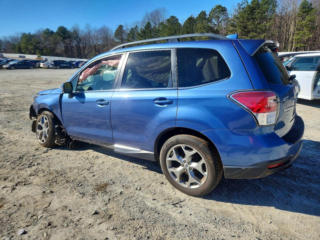 2017 Subaru Forester 2.5I Touring - Фото 2