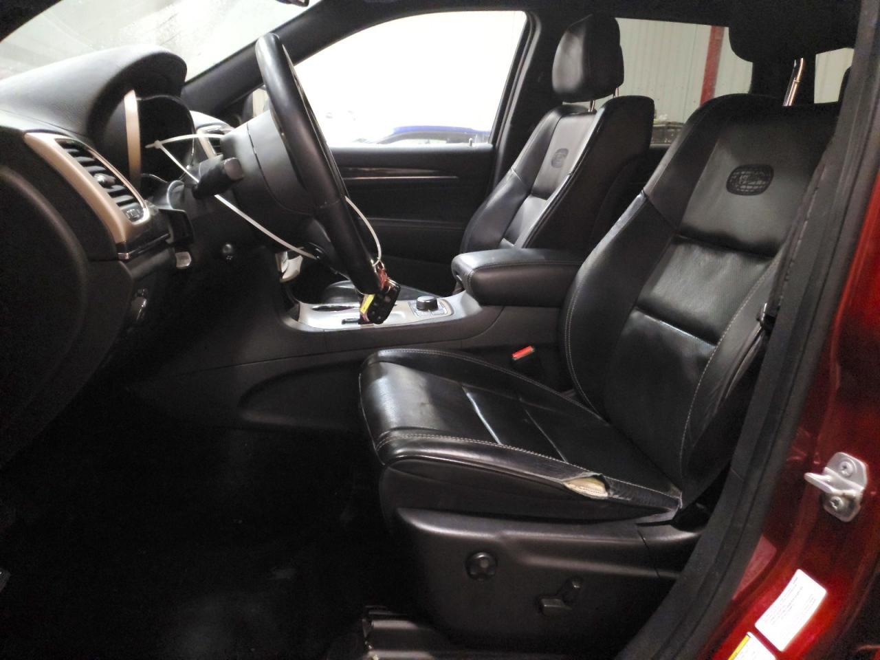 2015 Jeep Grand Cherokee Overland - Image 7
