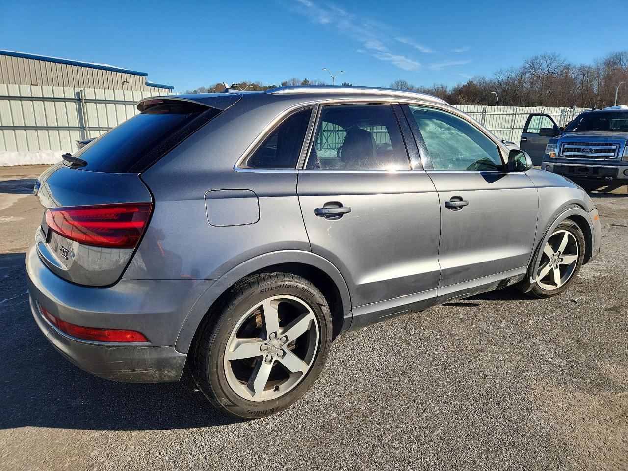 2015 Audi Q3 Premium Plus - Image 3