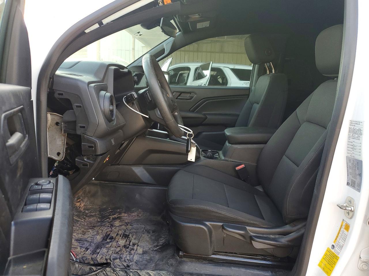 2024 Chevrolet Colorado *** Prior Fleet *** - Фото 7