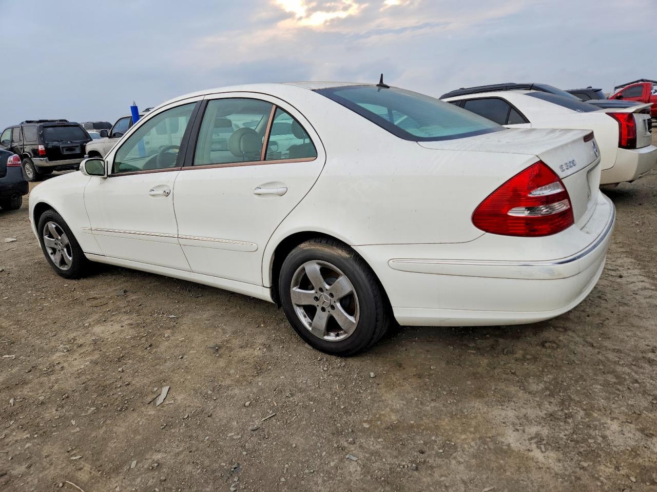 2003 Mercedes-Benz E 320 - Image 2