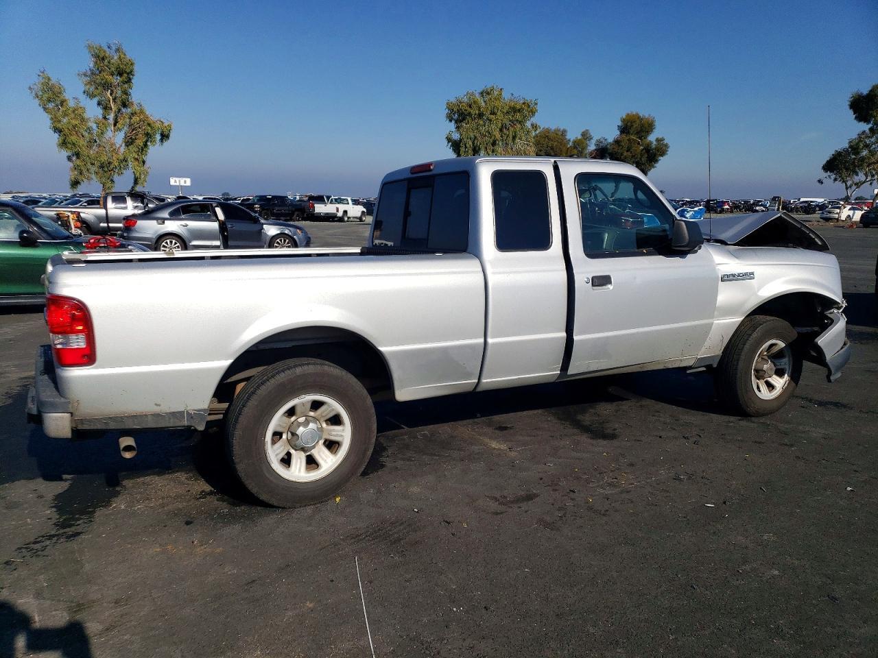 2010 Ford Ranger Super Cab - Фото 3