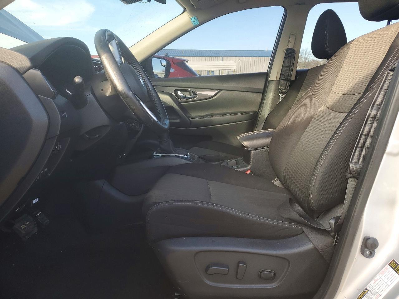 2020 Nissan Rogue S - Image 7