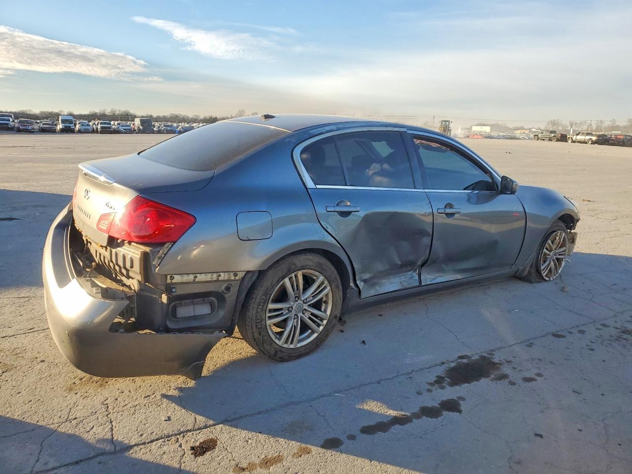 2010 Infiniti G37 - Image 3