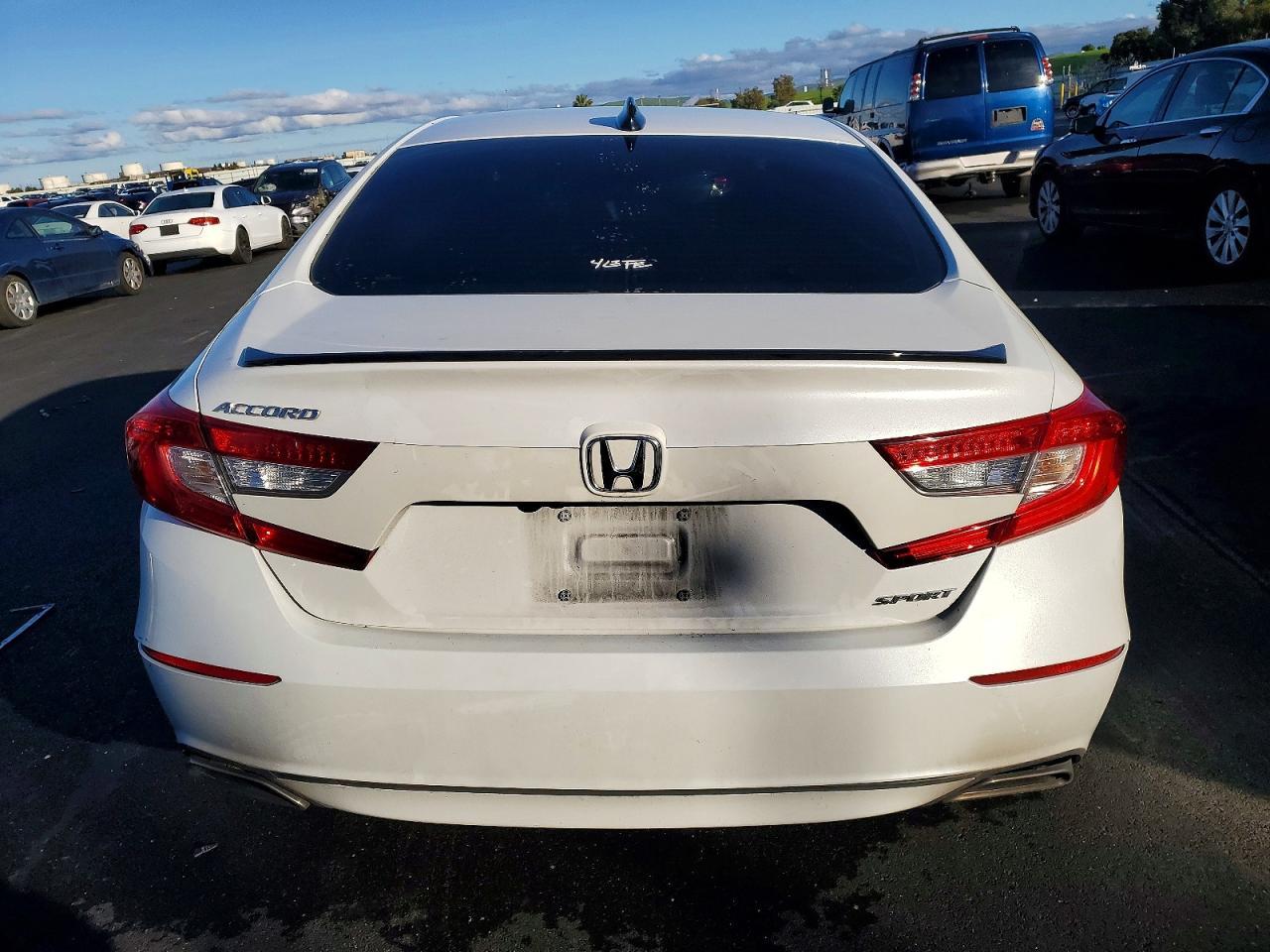 2022 Honda Accord Sport - Фото 6
