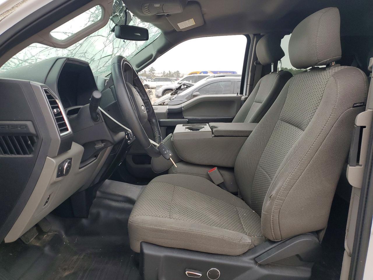 2015 Ford F150 Super Cab - Фото 7