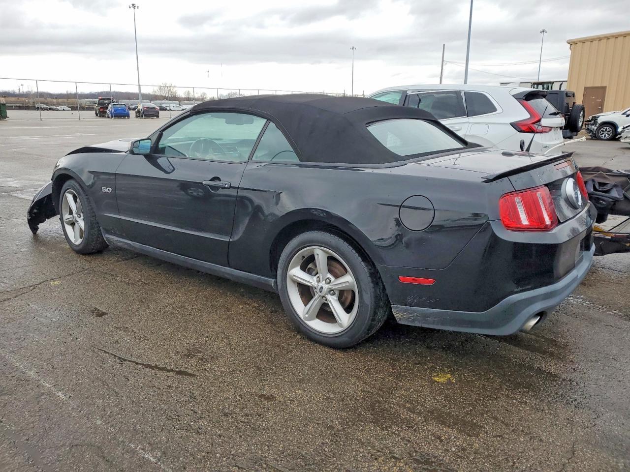 2012 Ford Mustang Gt - Image 2