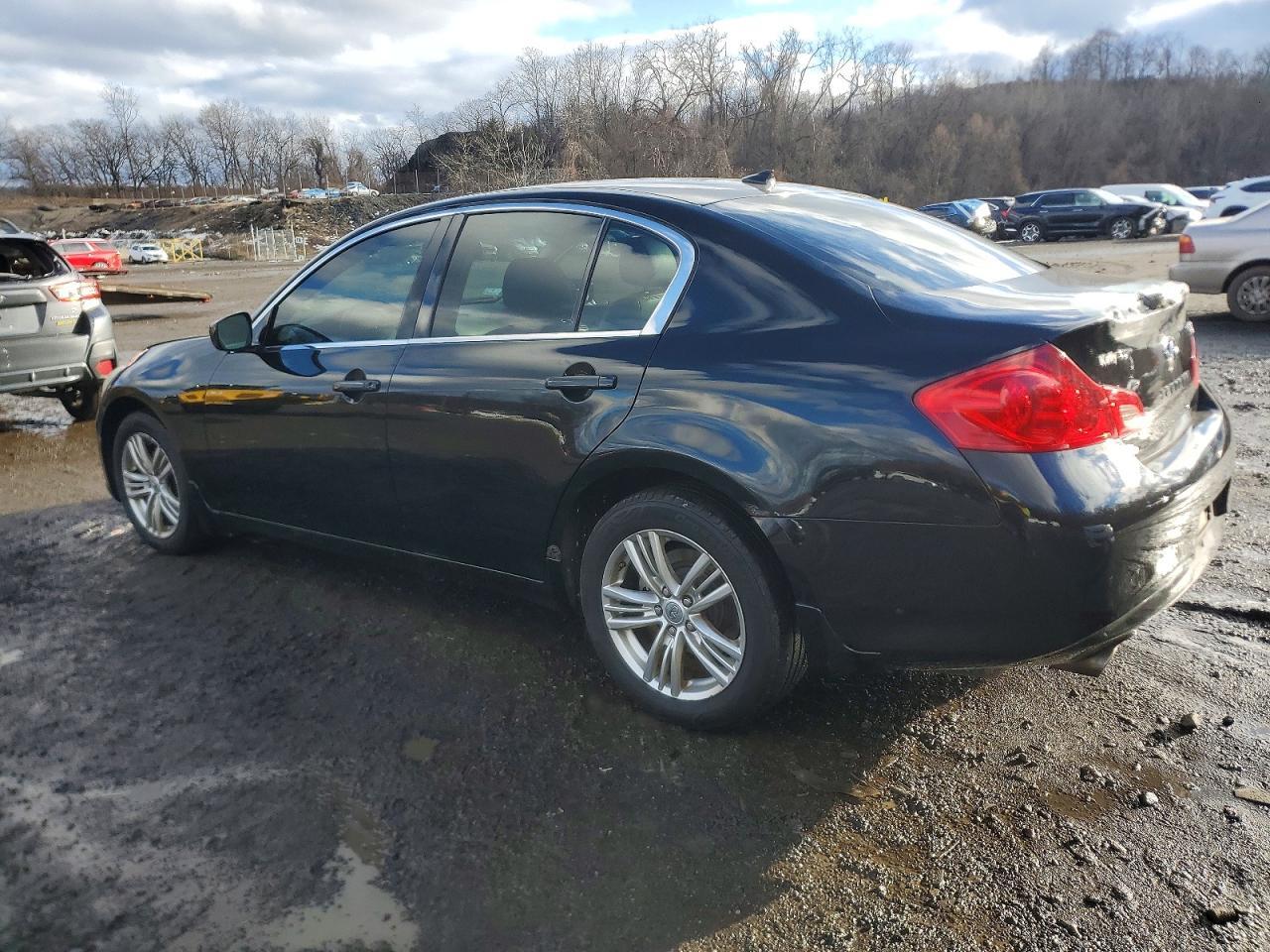 2011 Infiniti G25 - Image 2