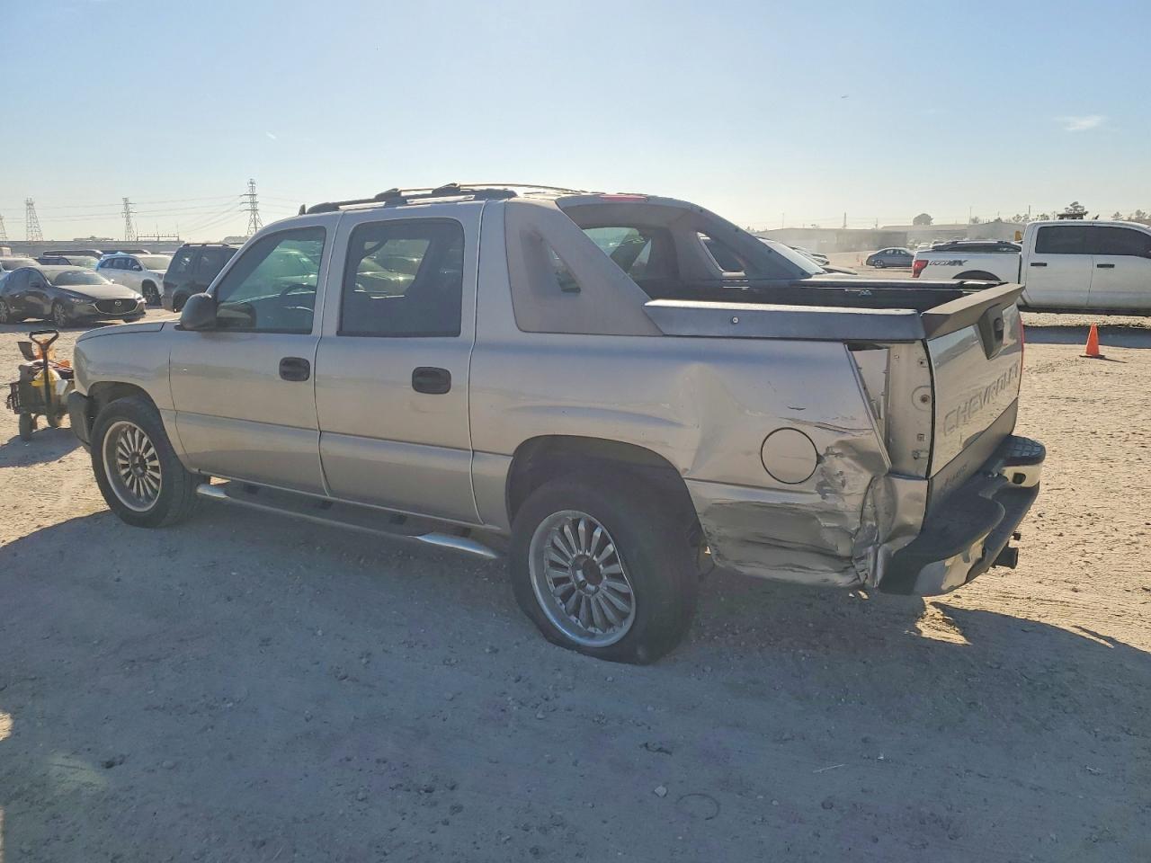 2006 Chevrolet Avalanche C1500 - Фото 2