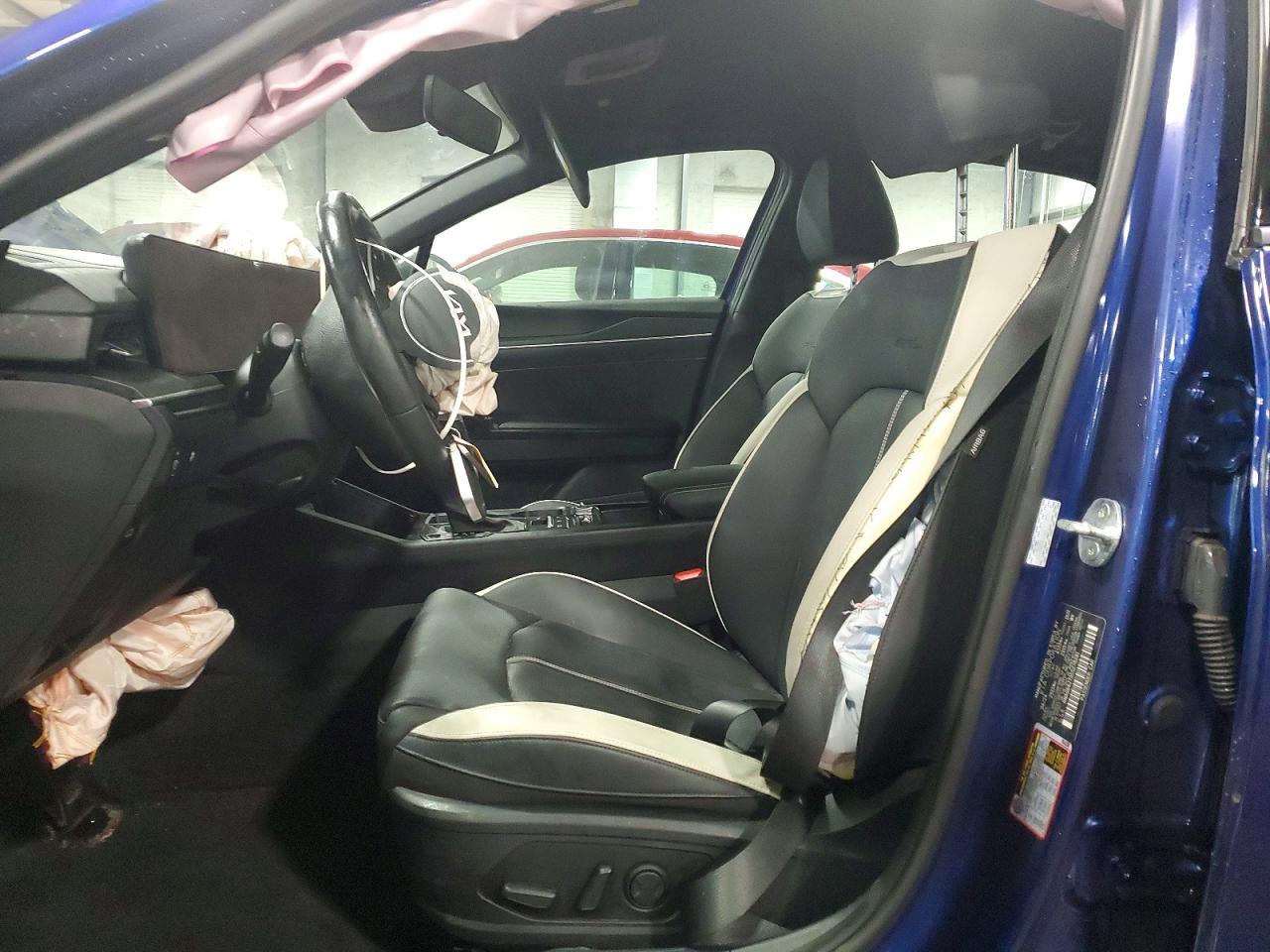 2025 Kia K5 Gt Line - Image 7