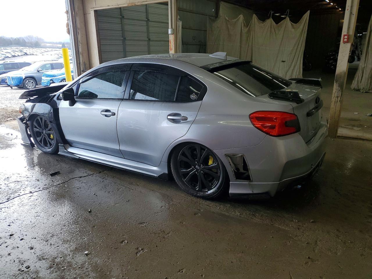 2018 Subaru Wrx Sti - Фото 2