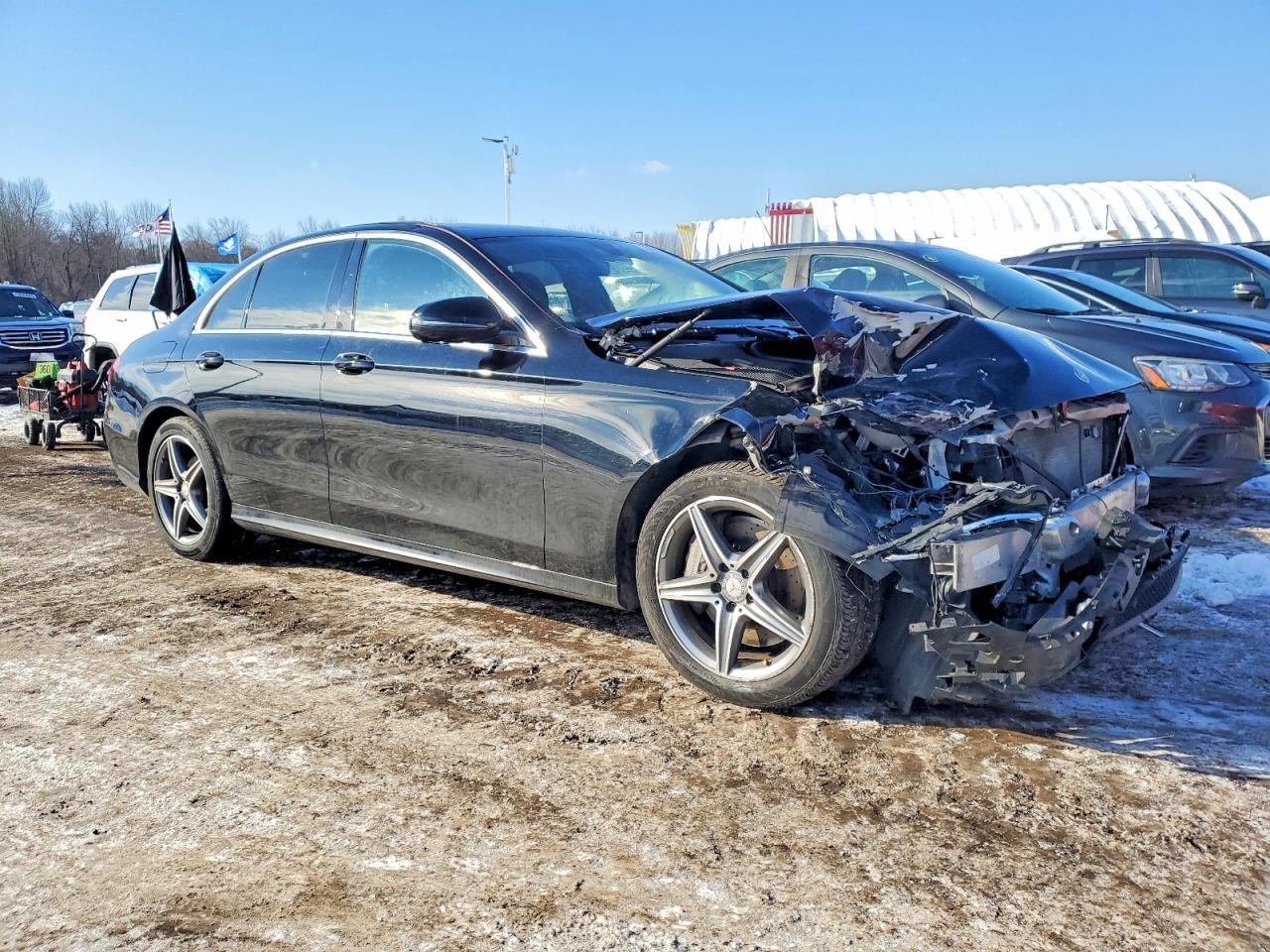 2017 Mercedes-Benz E 300 4Matic - Image 4