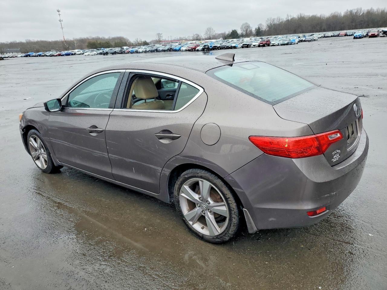 2014 Acura Ilx 20 Premium - Фото 2