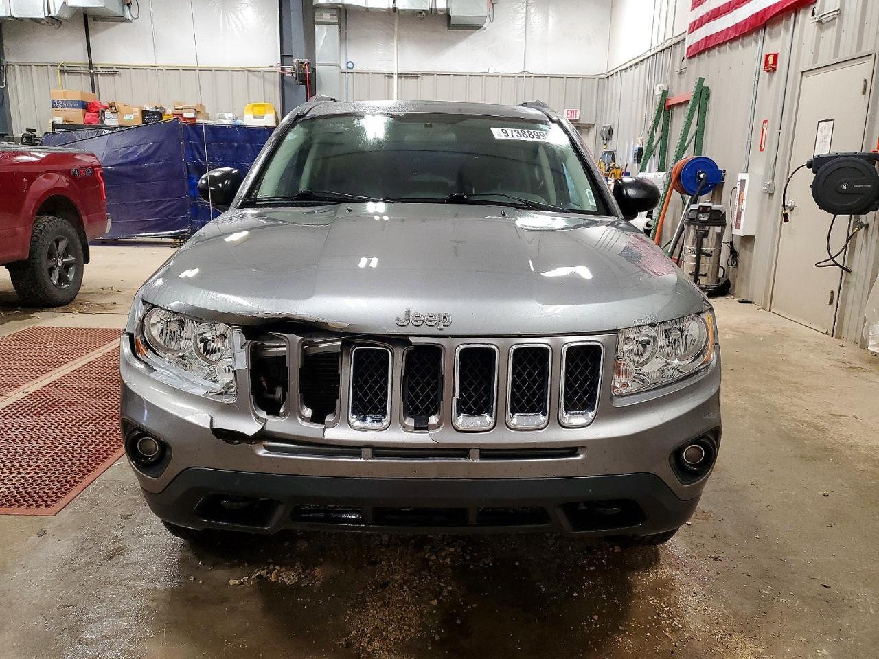 2012 Jeep Compass Latitude - Image 5